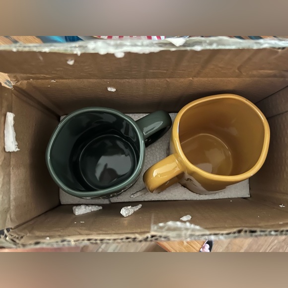 Rae Dunn, 2 pack campy tree mug set, new, yellow, geeen - Picture 3 of 7